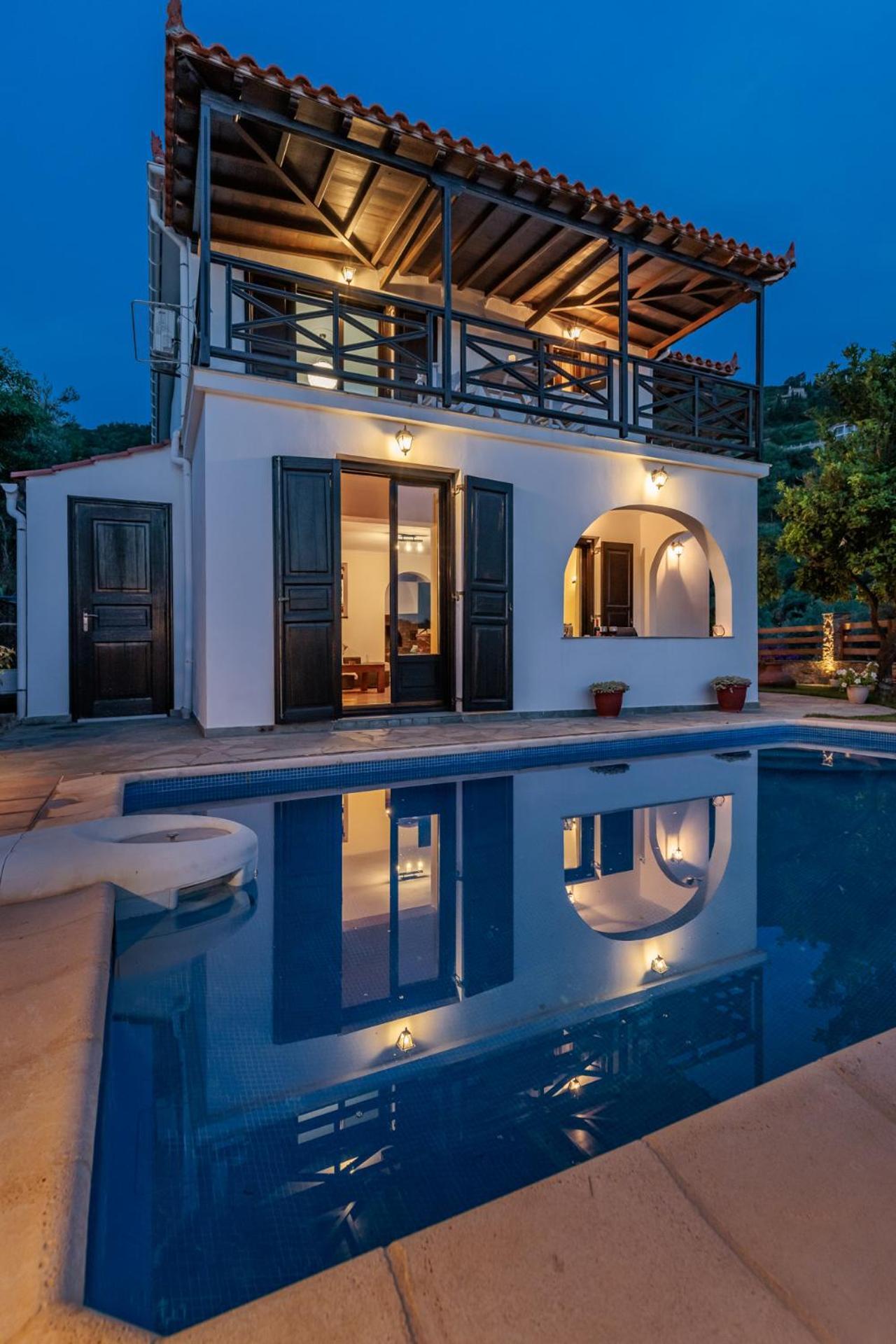Alexandra'S Villa Скопелос Екстериор снимка